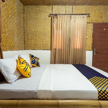 Spot On 1879 Lendang Homestay Mangsit Buitenkant foto