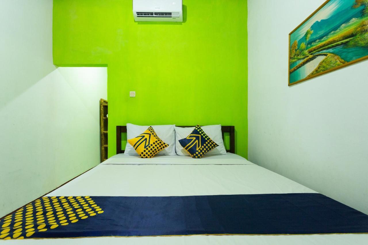 Spot On 1879 Lendang Homestay Mangsit Buitenkant foto