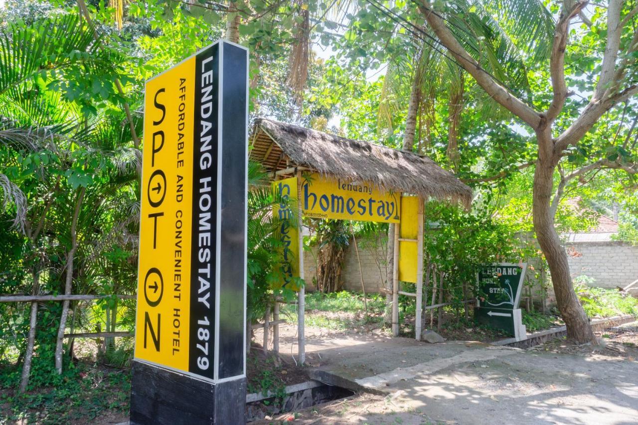 Spot On 1879 Lendang Homestay Mangsit Buitenkant foto