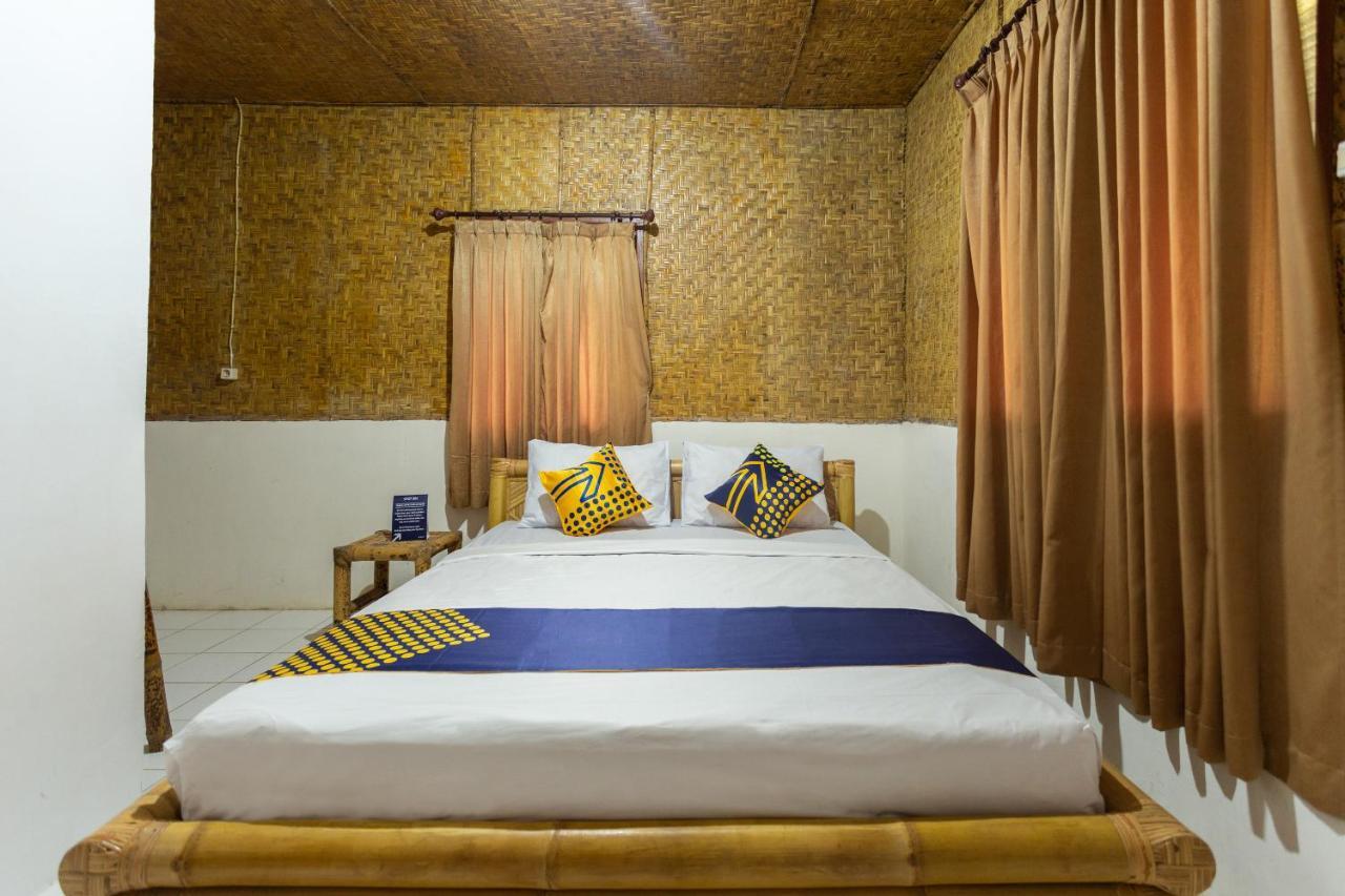 Spot On 1879 Lendang Homestay Mangsit Buitenkant foto