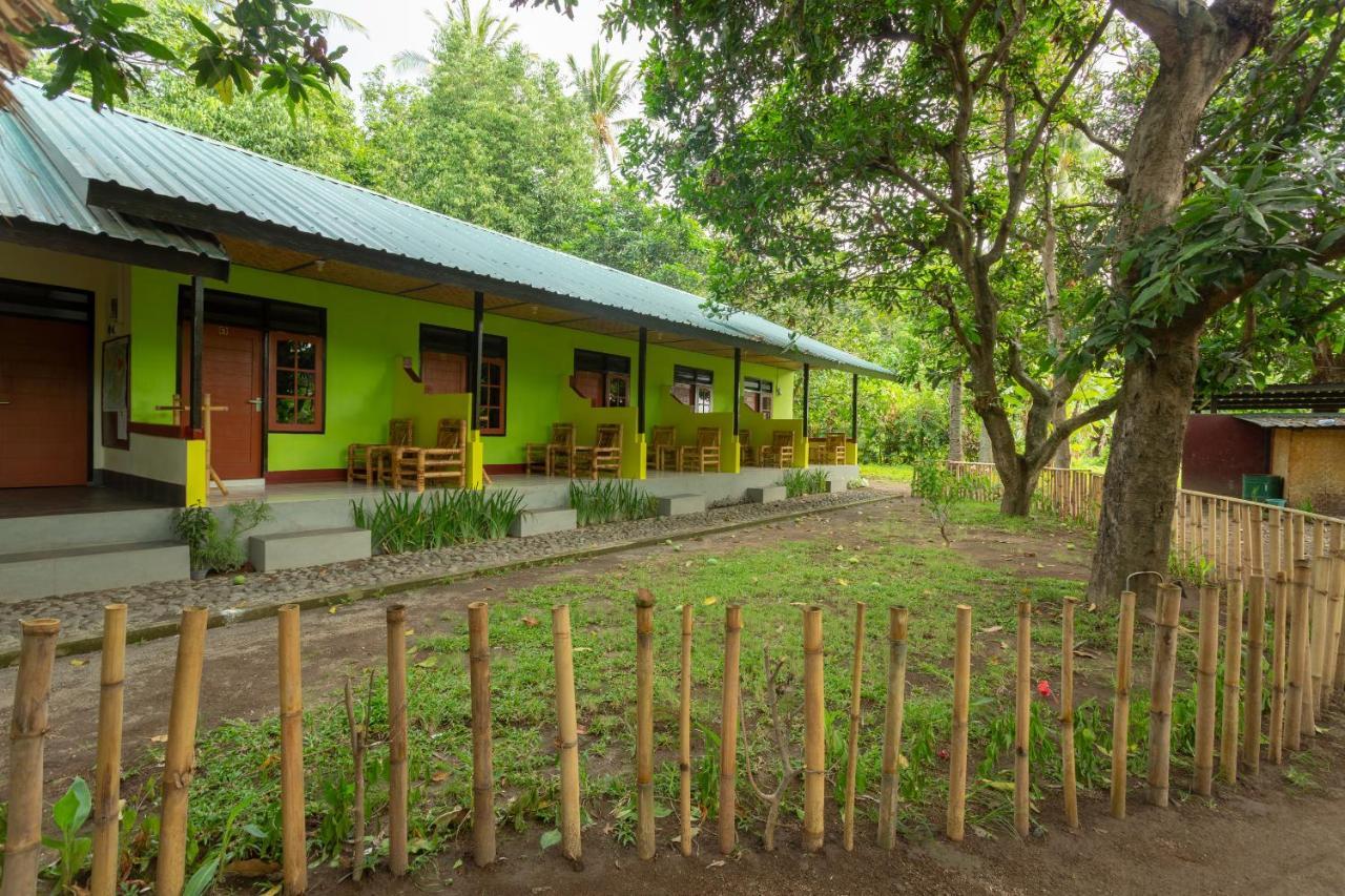 Spot On 1879 Lendang Homestay Mangsit Buitenkant foto