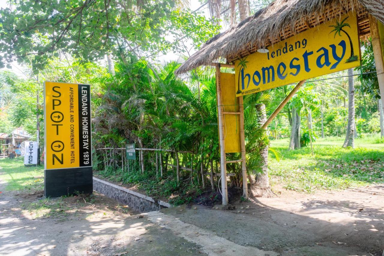 Spot On 1879 Lendang Homestay Mangsit Buitenkant foto
