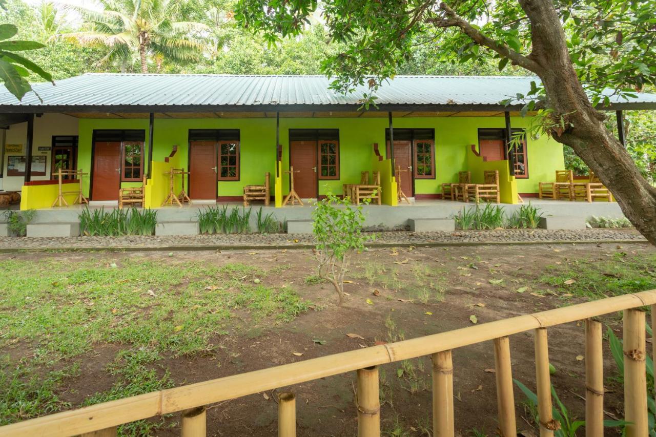Spot On 1879 Lendang Homestay Mangsit Buitenkant foto