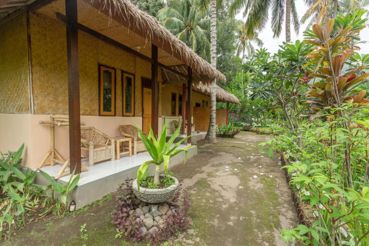 Spot On 1879 Lendang Homestay Mangsit Buitenkant foto
