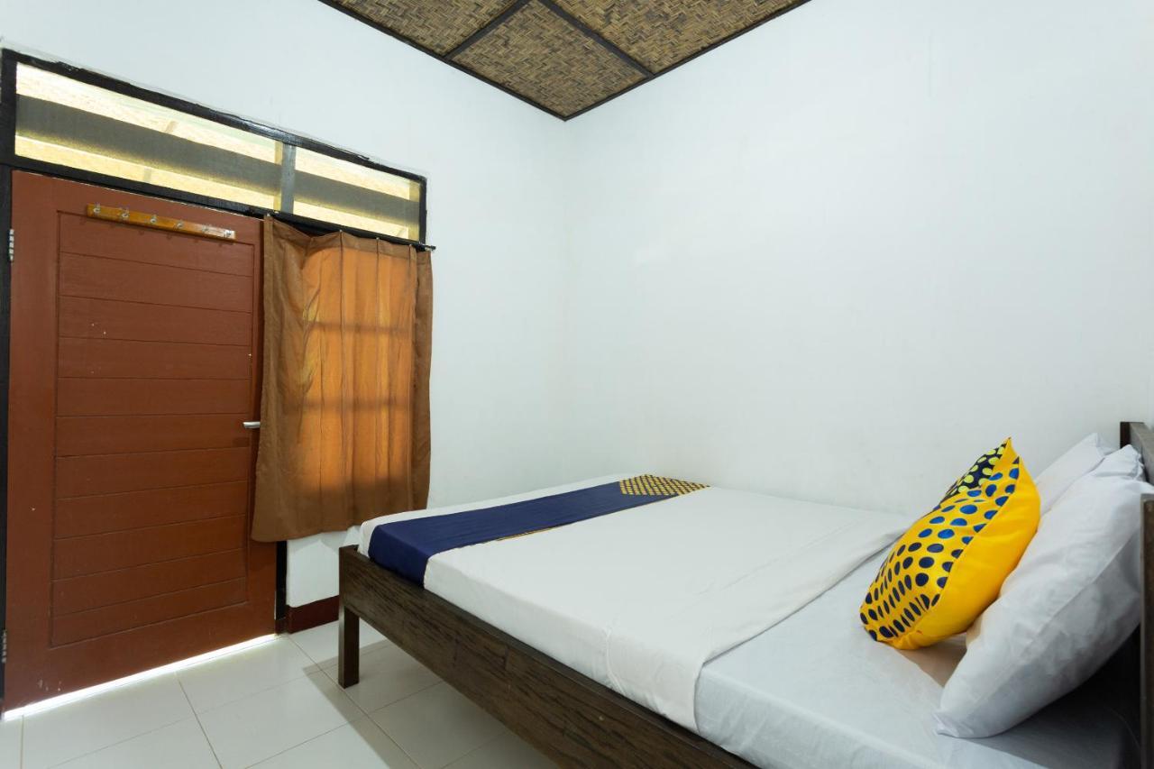 Spot On 1879 Lendang Homestay Mangsit Buitenkant foto